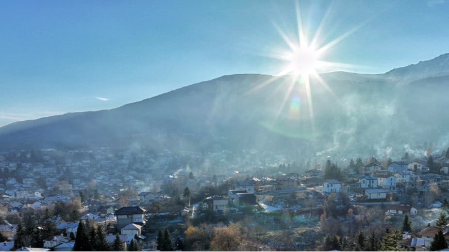 Sunny weather in most of Bulgaria on Thursday, with fog near rivers