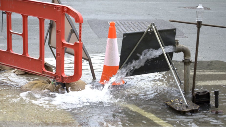 Between 80 and 90% of water for domestic and industrial needs is lost in Bulgaria's water transmission network