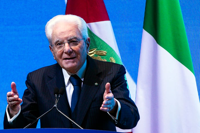 Fair wages must be ensured says Mattarella