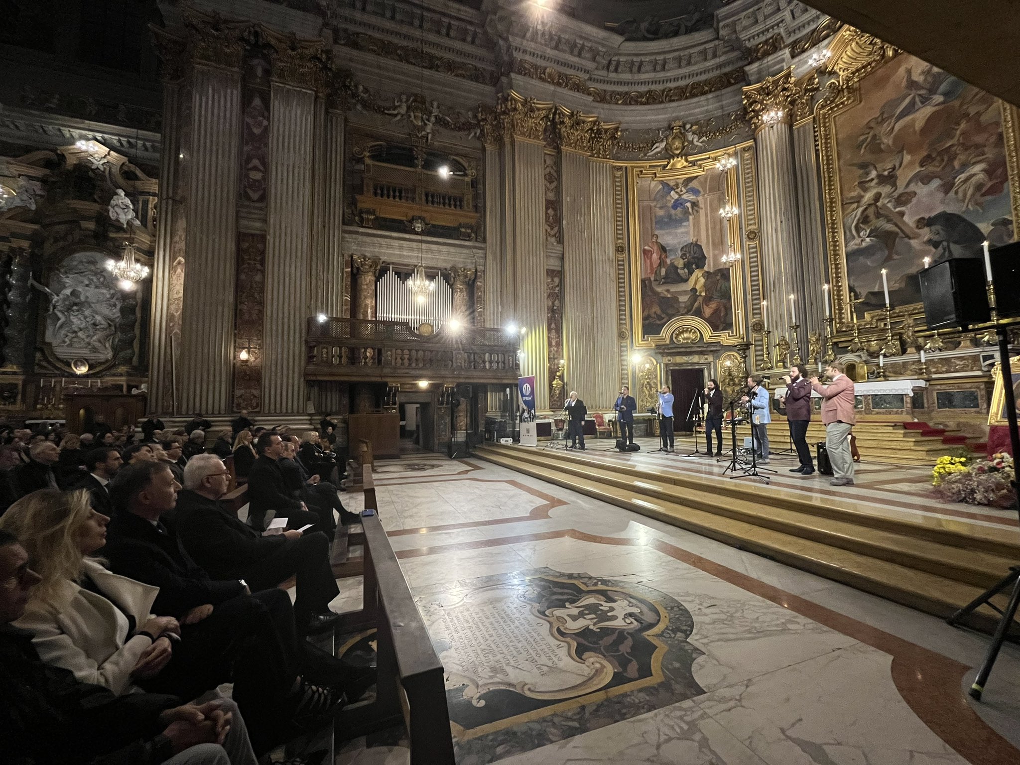 Hungarian Choir Gives Peace Concert in Rome