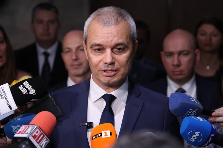 Vazrazhdane Leader Kostadinov: Delyan Peevski Is Current Leader of Democratic Bulgaria