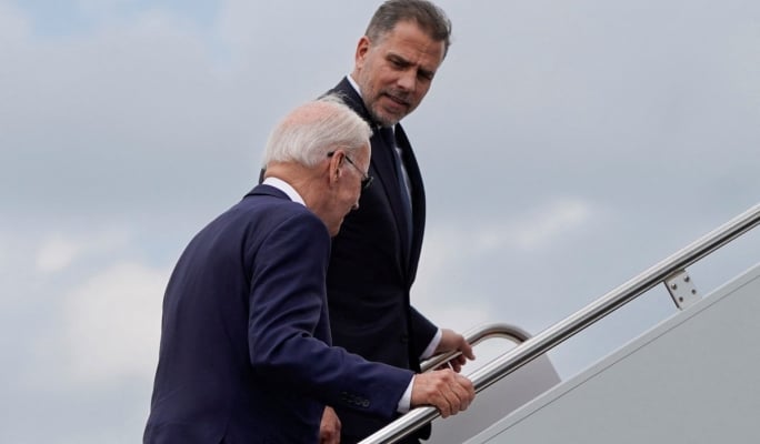  Biden pardons son Hunter as presidency winds down 