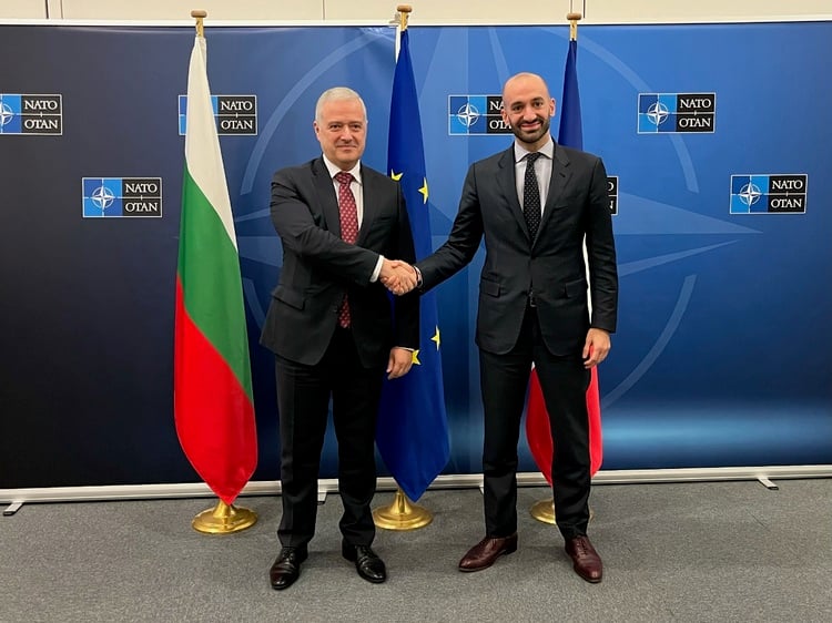 Bulgaria's Foreign Minister Confers with France's Minister Delegate for Europe