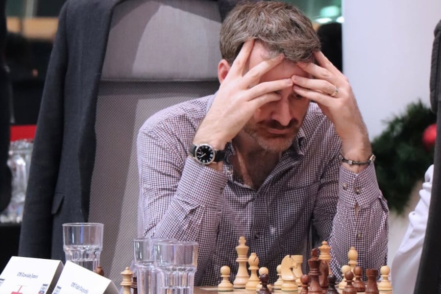 London Chess Classic: Jones leads with two rounds to go