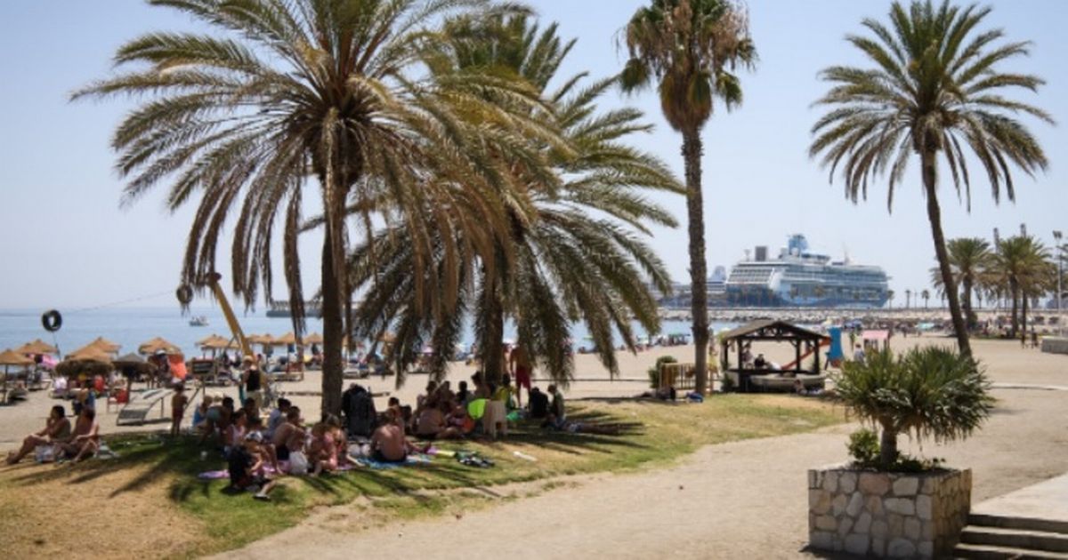 UK tourists warned to 'change course' and 'avoid' Spain or be 'turned away'