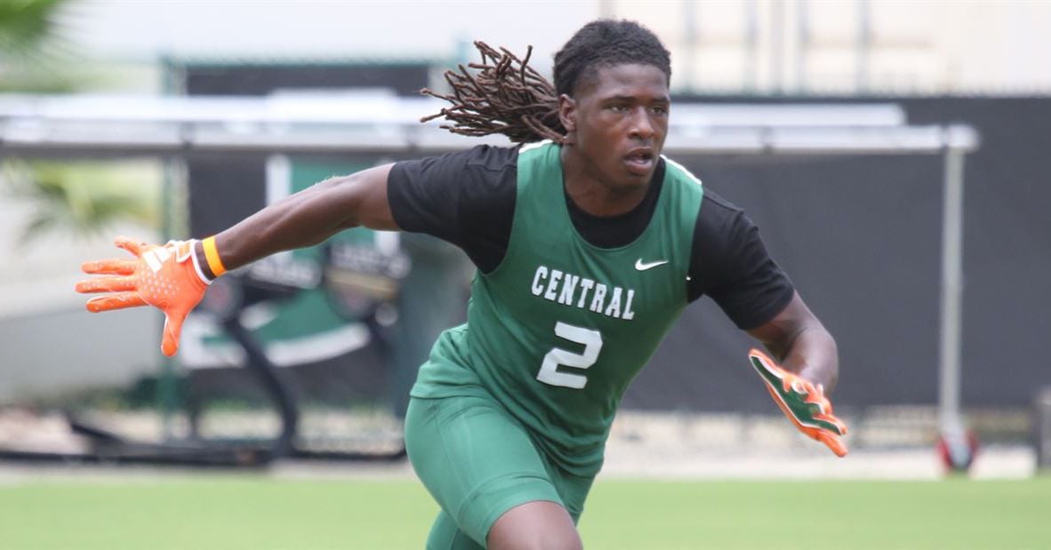 Miami Hurricanes 2025 Recruiting Notebook: DB Amari Wallace