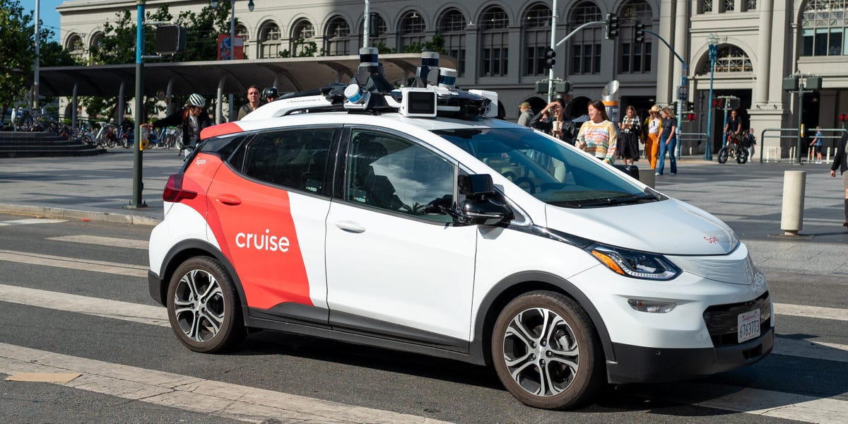 GM gives up on robotaxis after a string of troubles with Cruise