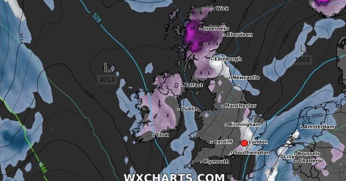 Majority of Ireland braced for 600km of snow at Christmas as weather maps turn purple