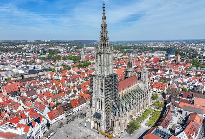 German church loses tower title to Spanish one thanks to Germans