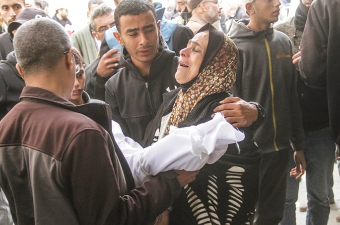 Israeli attacks kill 39 across Gaza