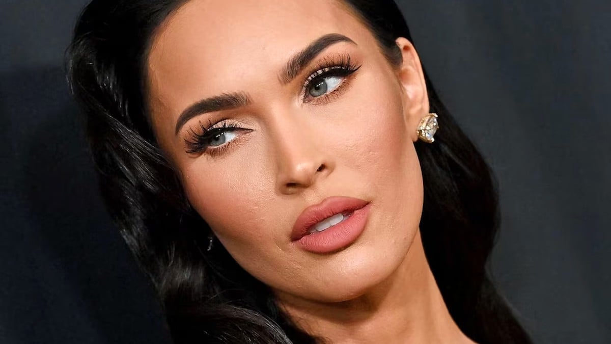 Megan Fox Poses In Nothing But Oil To Announce Next Child