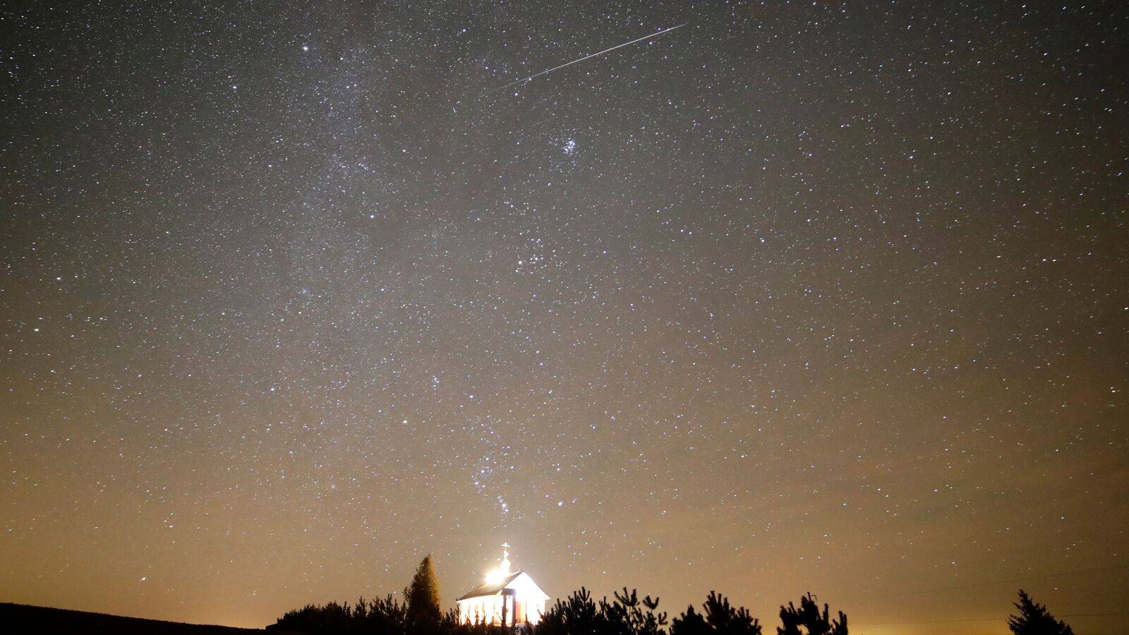 World News Today Live Updates on December 14, 2024 : Geminid meteor shower peaks on December 13-14: Here's how to catch the best view