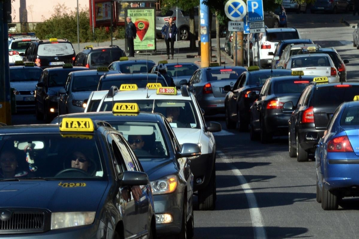 Slovakia to ban taxis with foreign plates from January