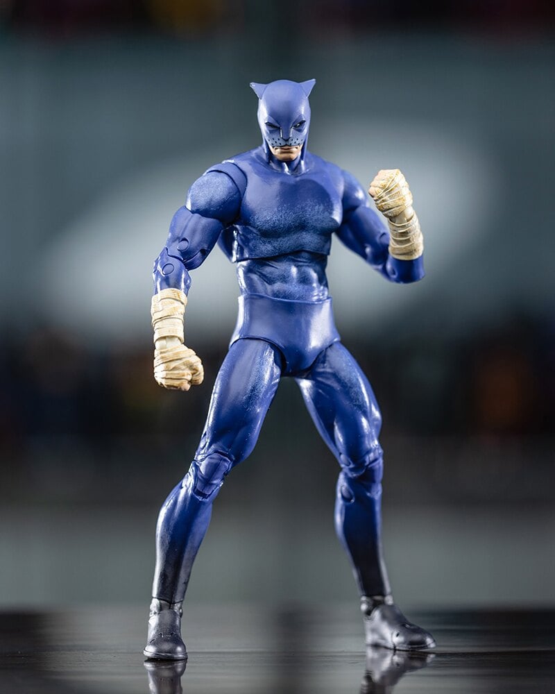 In-hand Images: McFarlane Toys DC Multiverse Target Exclusive JSA Wildcat Figure