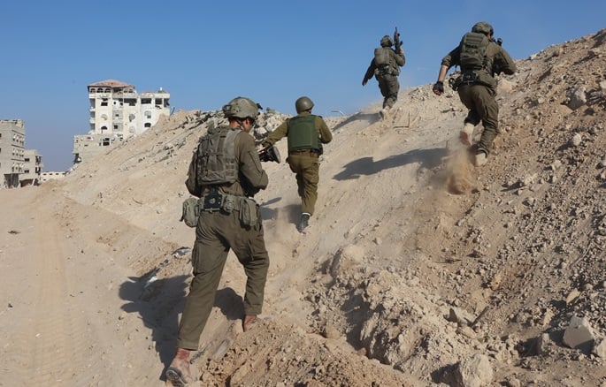 2 Israeli soldiers killed in Gaza building collapse