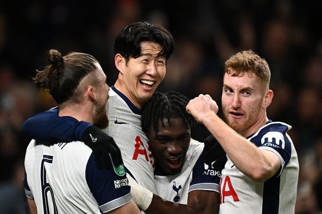 Spurs survive shocking second-half collapse to overcome Man United in Carabao Cup quarter-final