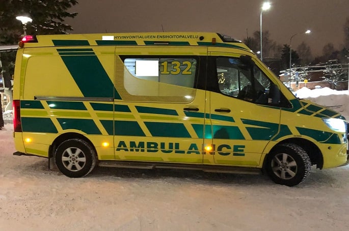 2 killed, dozens injured in bus-van crash in Rovaniemi