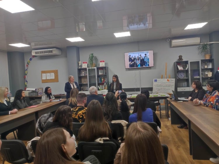 Karlovo High School to Implement Innovative Approaches from Portuguese Education System