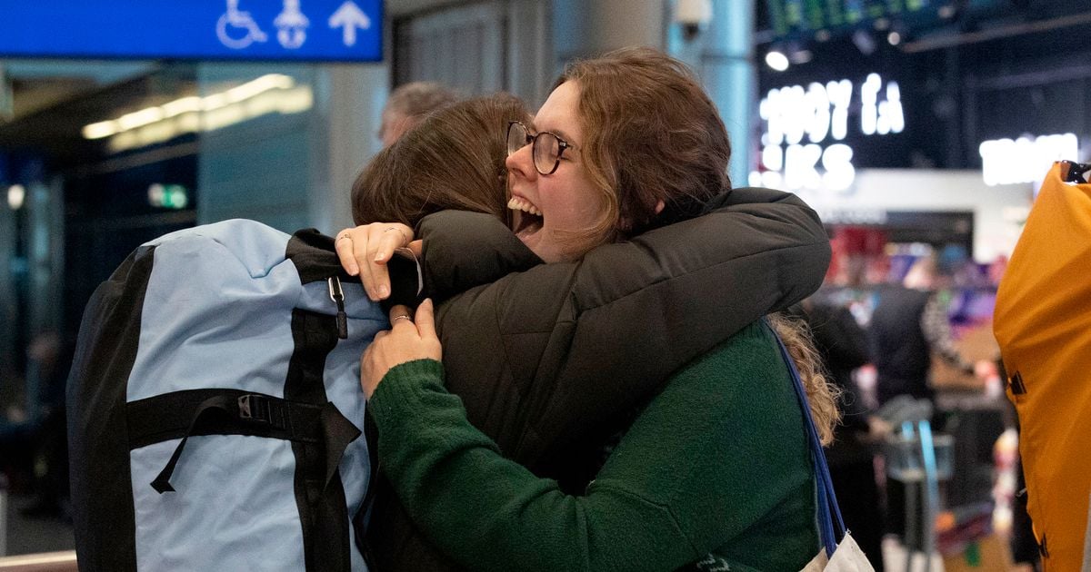 Emotional scenes at Dublin Airport as up to 50,000 passengers daily come home for Christmas