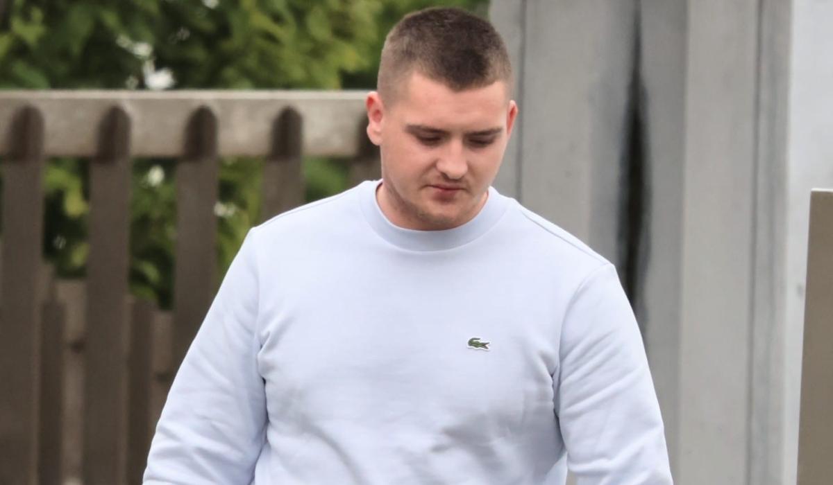 Tensions rise at Letterkenny court as man who branded machete avoids prison