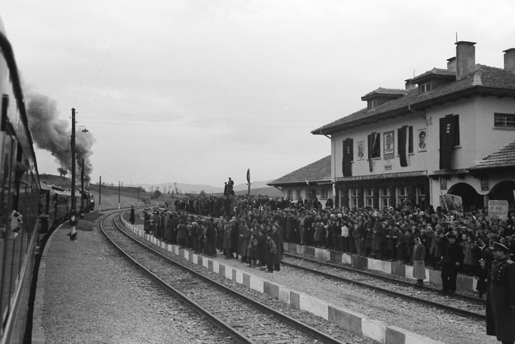 December 21, 1952: Sub-Balkan Railway Line Unveiled