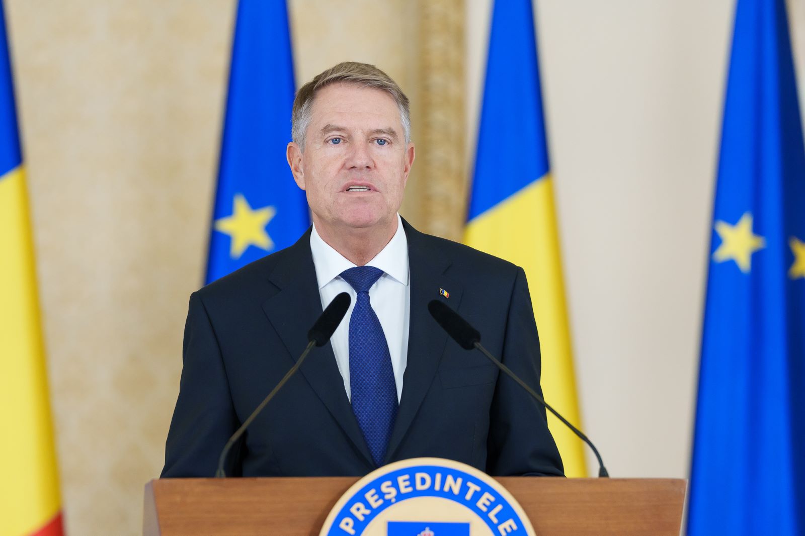 Iohannis to Nominate PM After Election of Chamber Speakers