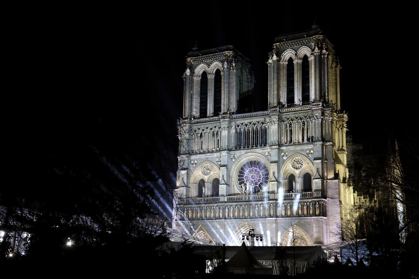 Notre Dame Reopens: Donald Trump Meets With Emmanuel Macron, Zelensky Ahead Of Ceremony (Photos)