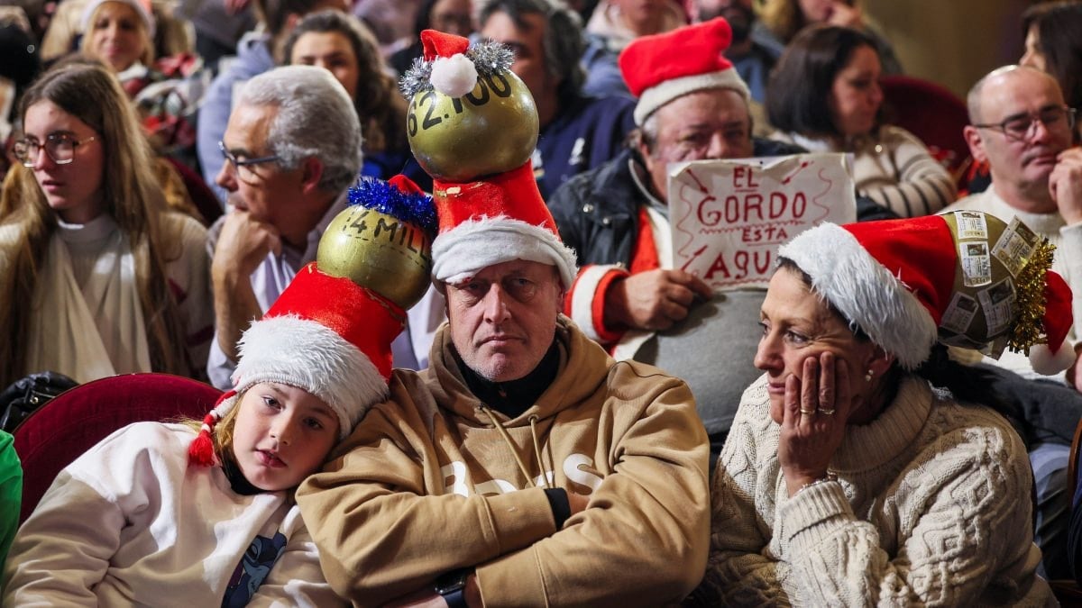 Spain's national lottery marks 200-year tradition with record-breaking prize pot