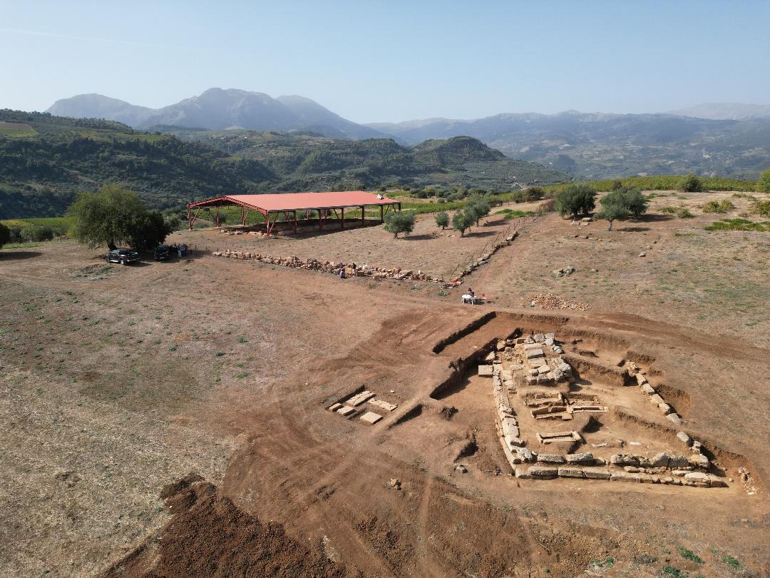 Traces of Ancient Monumental Structure Unearthed in Greece