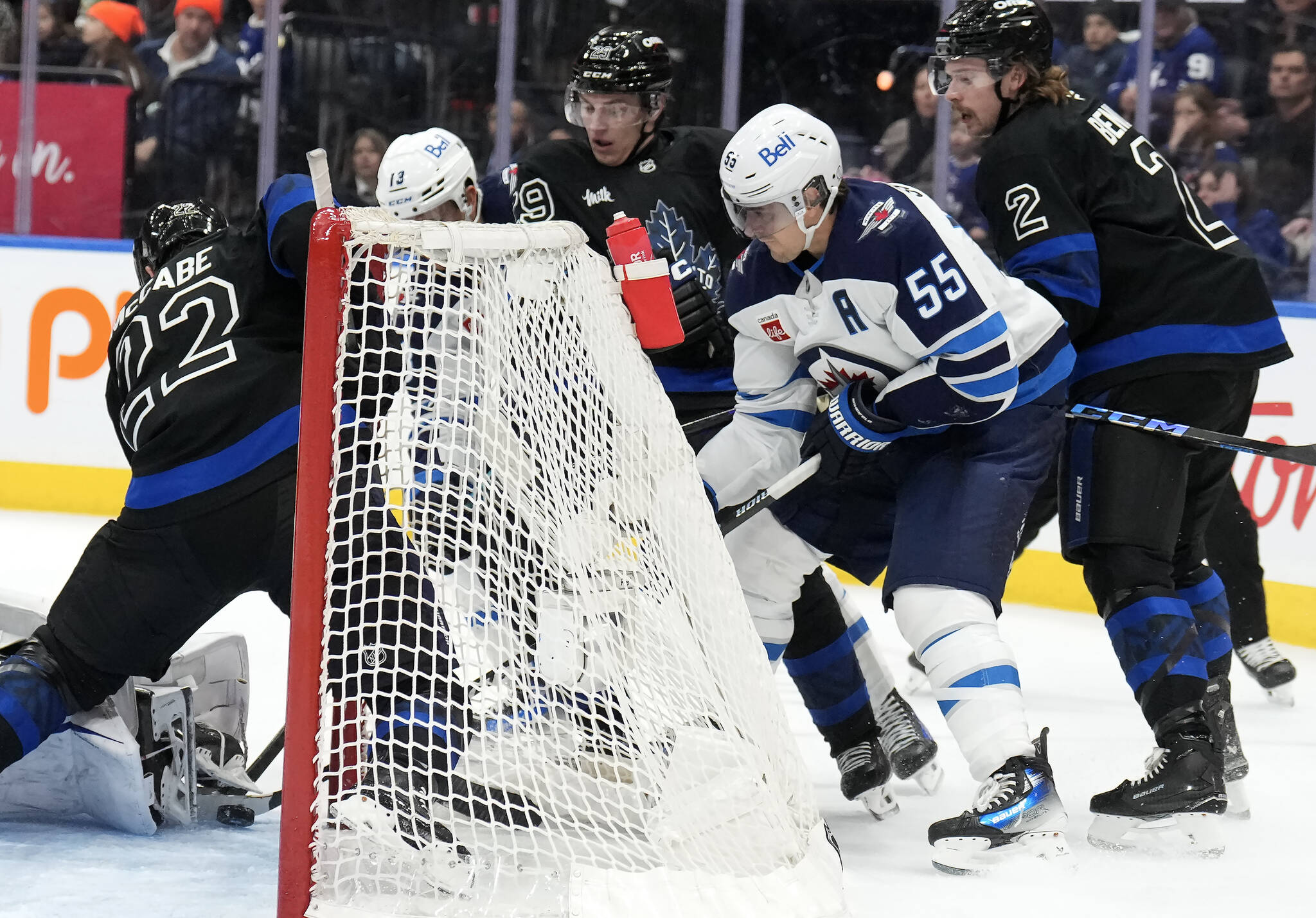 Scheifele shines against Leafs