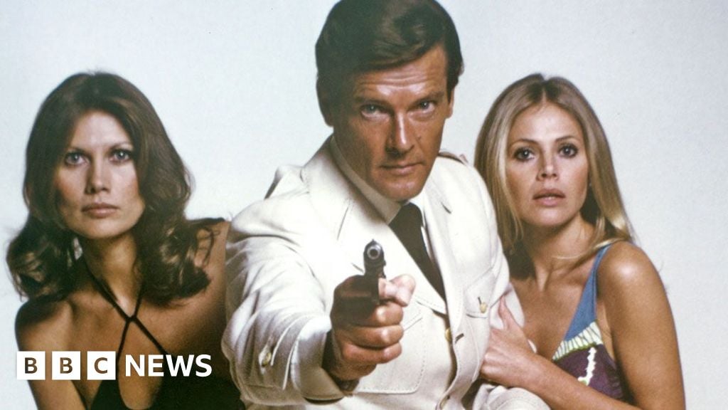 Licence to film: The unseen home videos of Bond star Sir Roger Moore