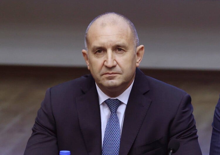 President Radev Expressses Condolences over Deadly Airplane Crash in Kazakhstan