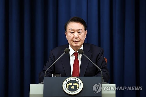 (3rd LD) Yoon defies joint investigation team's summons for 2nd time over martial law probe