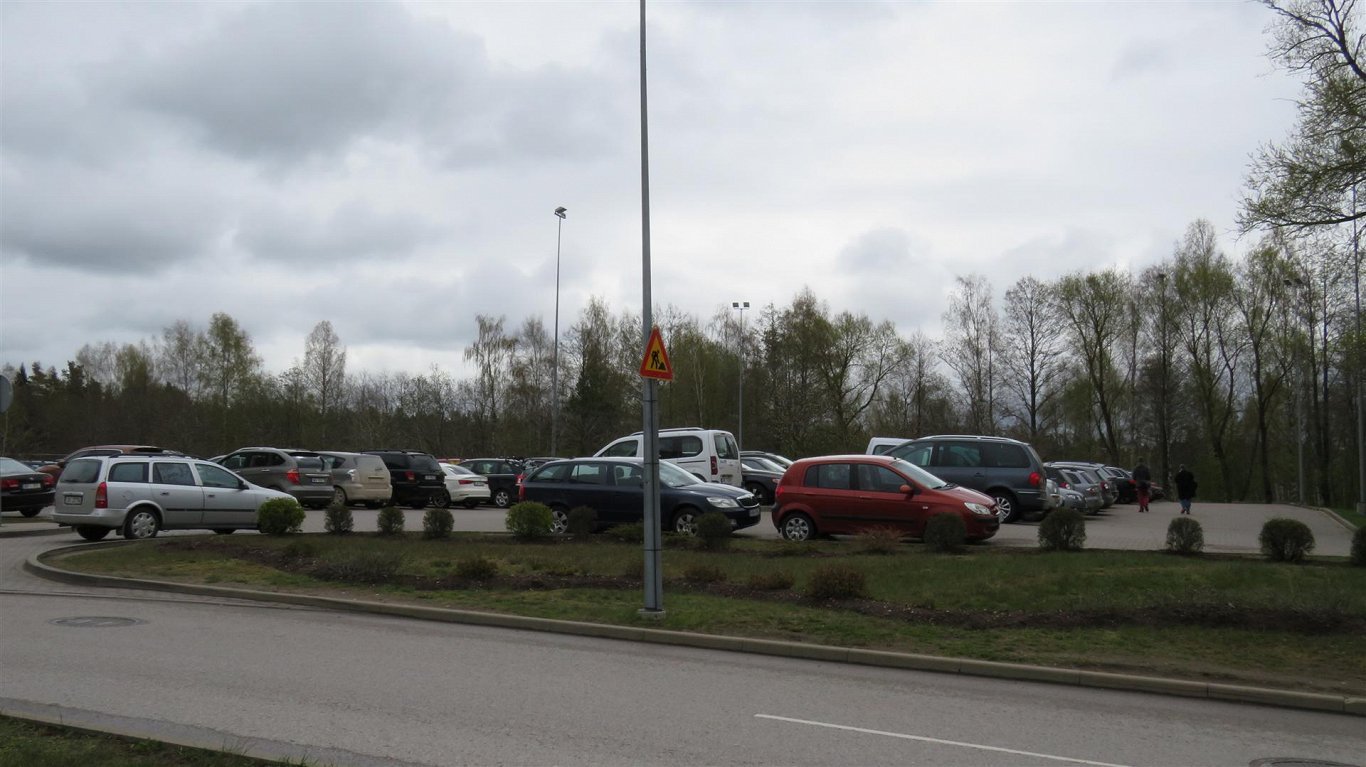 Will Latvian drivers get bigger parking spots?