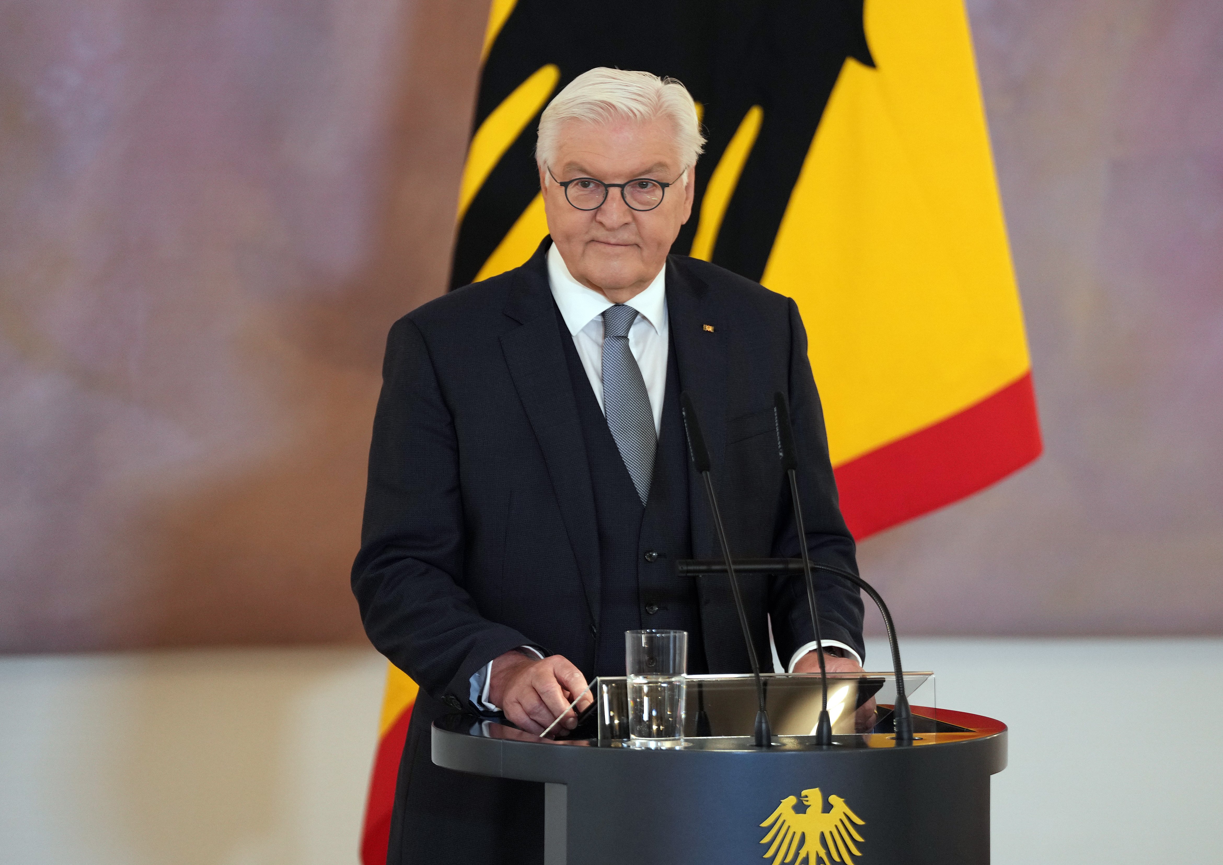 German president dissolves parliament, sets Feb 23 election date