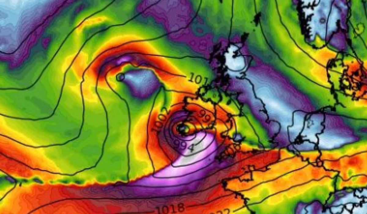 ALERT: Ireland to be hit by storm on New Year's Day amid warning for wind and snow