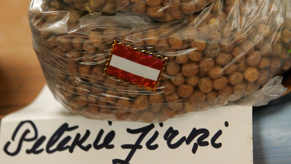 Latvians still love their gray peas during yuletide