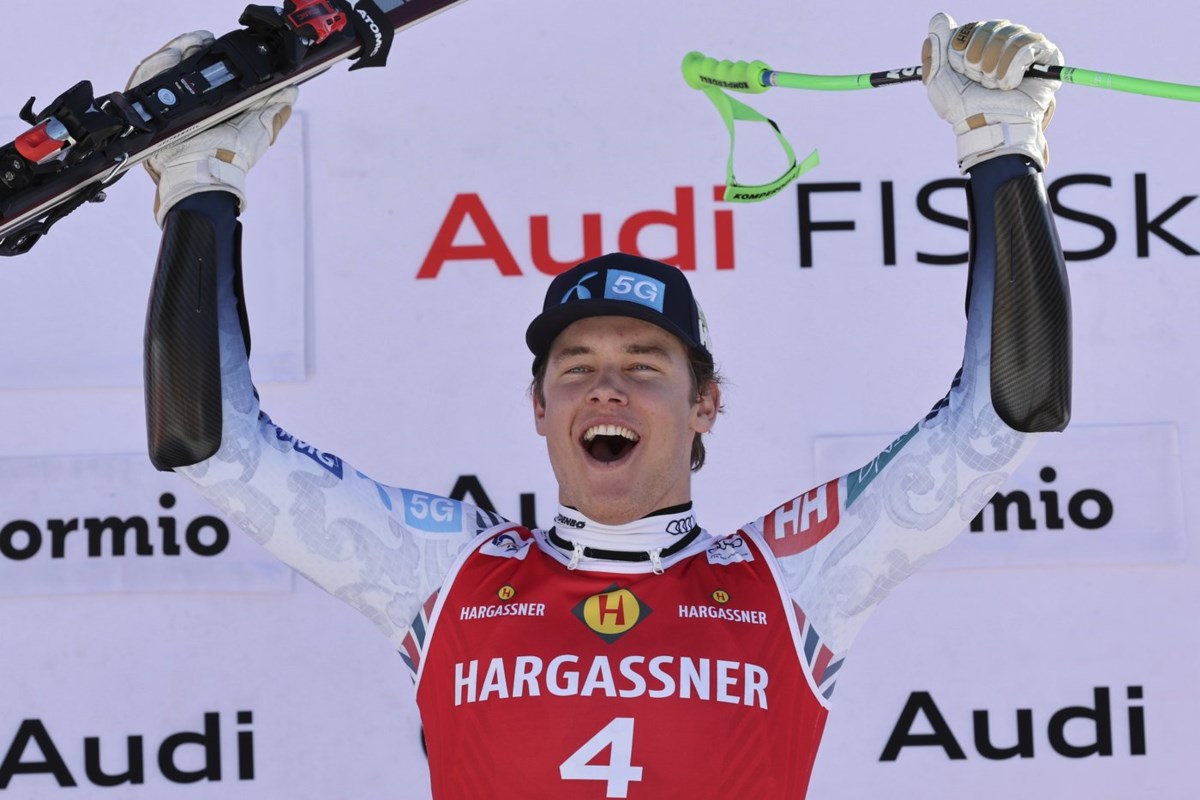 Moeller earns first World Cup win as another injured skier is airlifted off 2026 Olympics slope