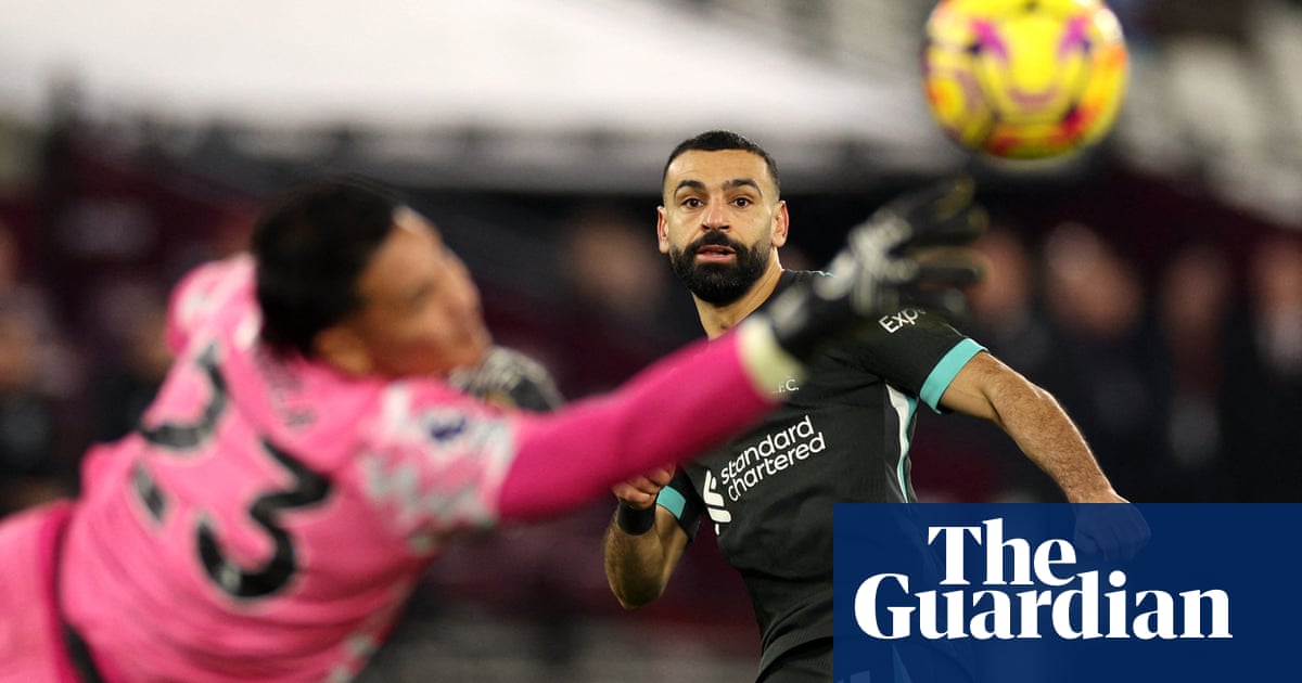 Magnificent Mo Salah puts Liverpool eight points clear - Football Weekly