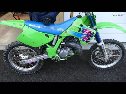 Kawasaki KX 125 2-Stroke - First Coldstart Soundcheck | Test Ride | New Cylinder &amp; Piston (Raw)