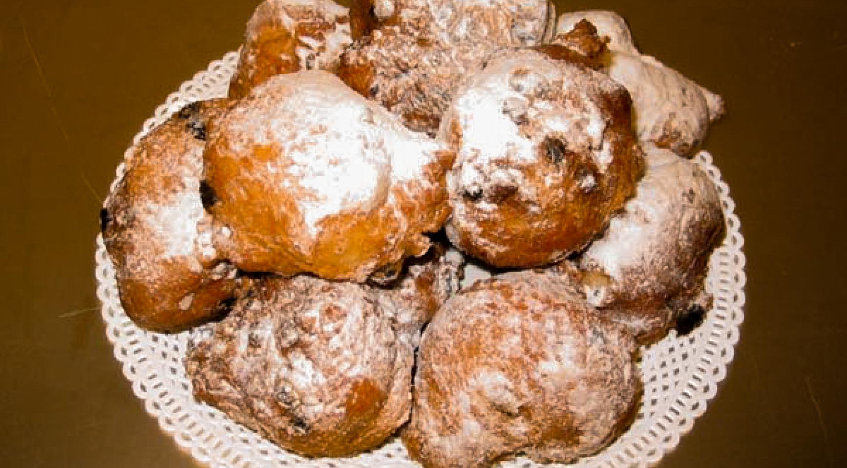 Dutch discard oliebollen frying fat down the toilet, leading to costly plumbing issues