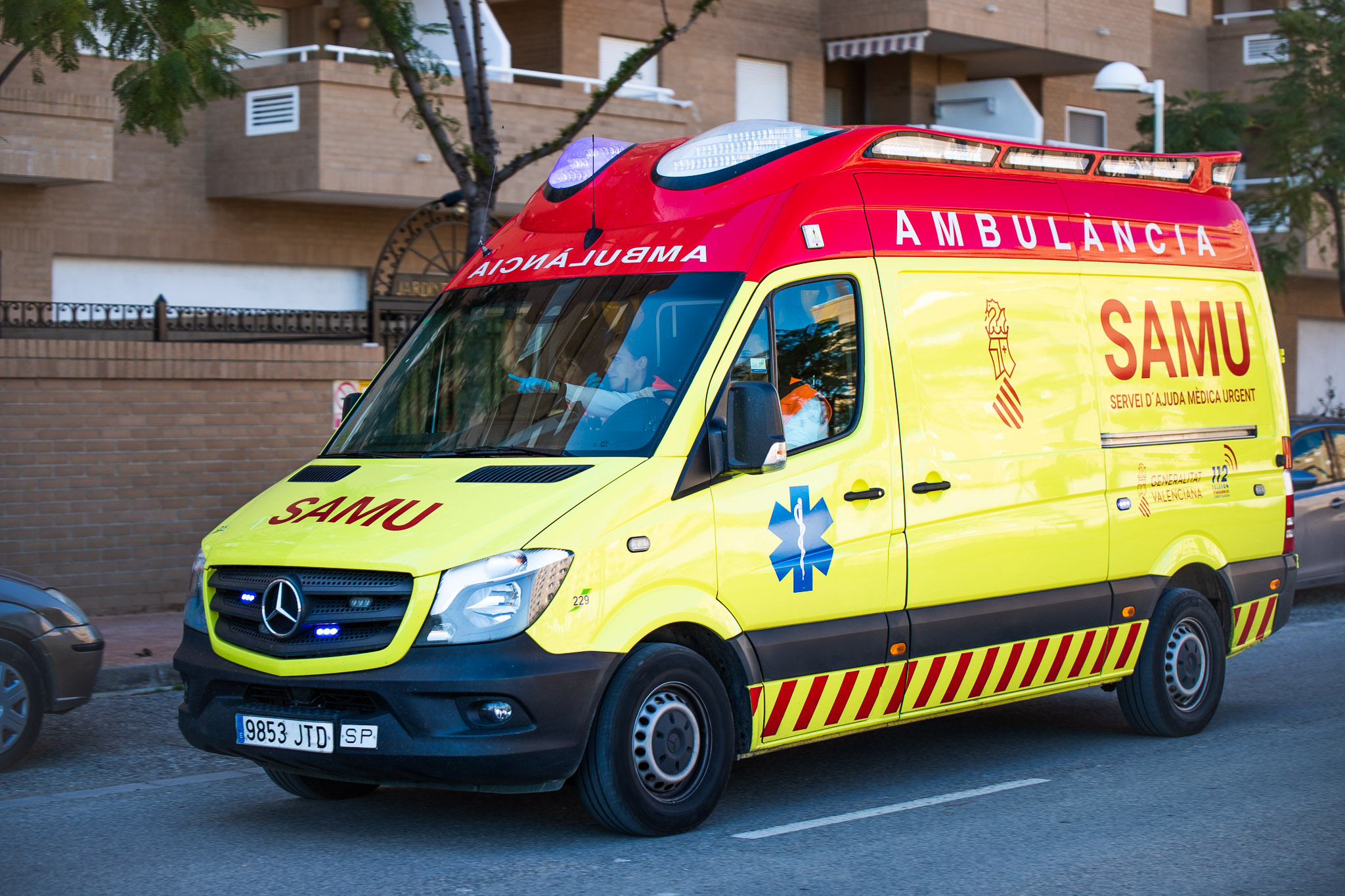 Tragedy in Gran Canaria: Young girl plunges to her death from 10th floor balcony