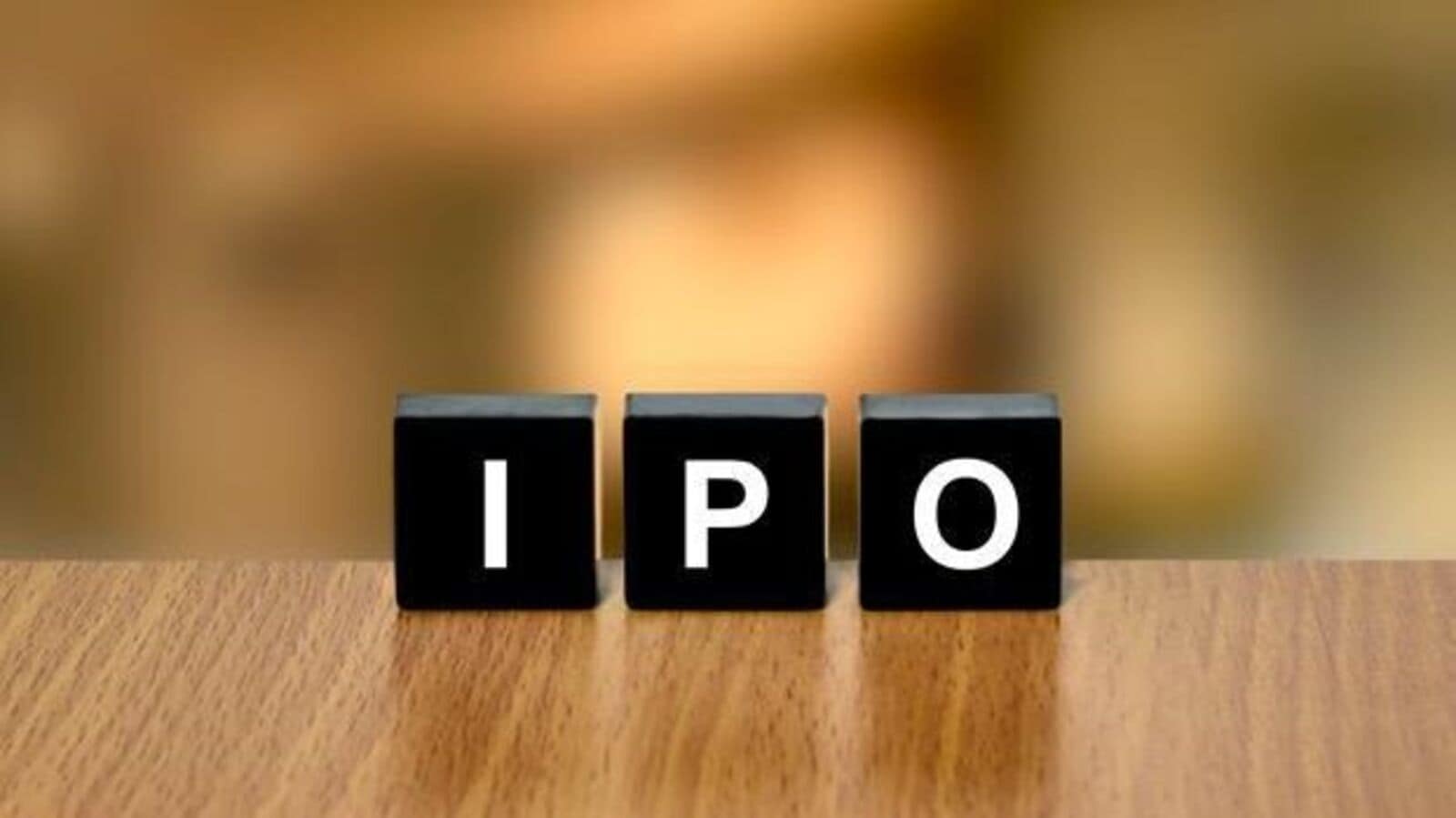 IPO News Today Live Updates on January 4, 2025 : Star-studded IPO: From Amitabh Bachchan, Shah Rukh, to Tiger Shroff. How much celebs have invested in this realty IPO