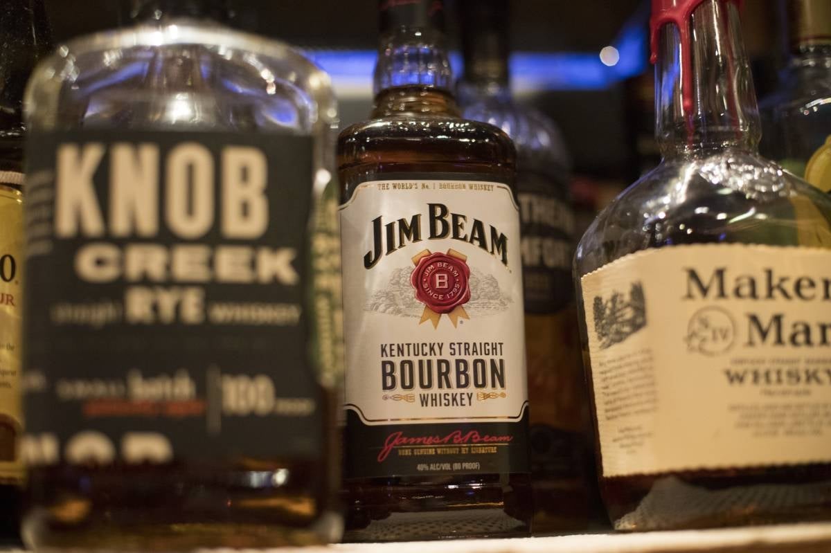 Surgeon General calls for new label on drinks to warn Americans of alcohol's cancer risk