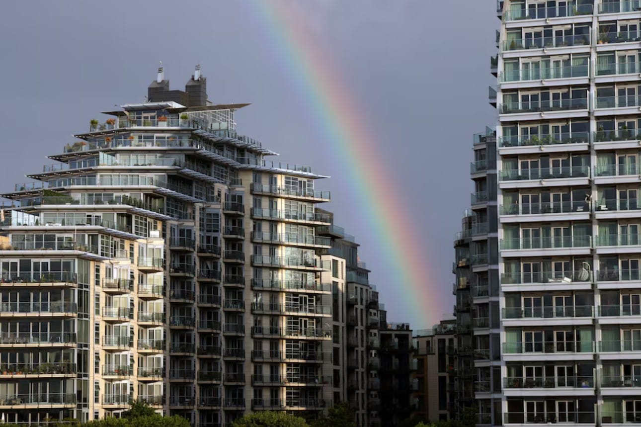 UK property asking prices decrease, headwinds remain for 2025