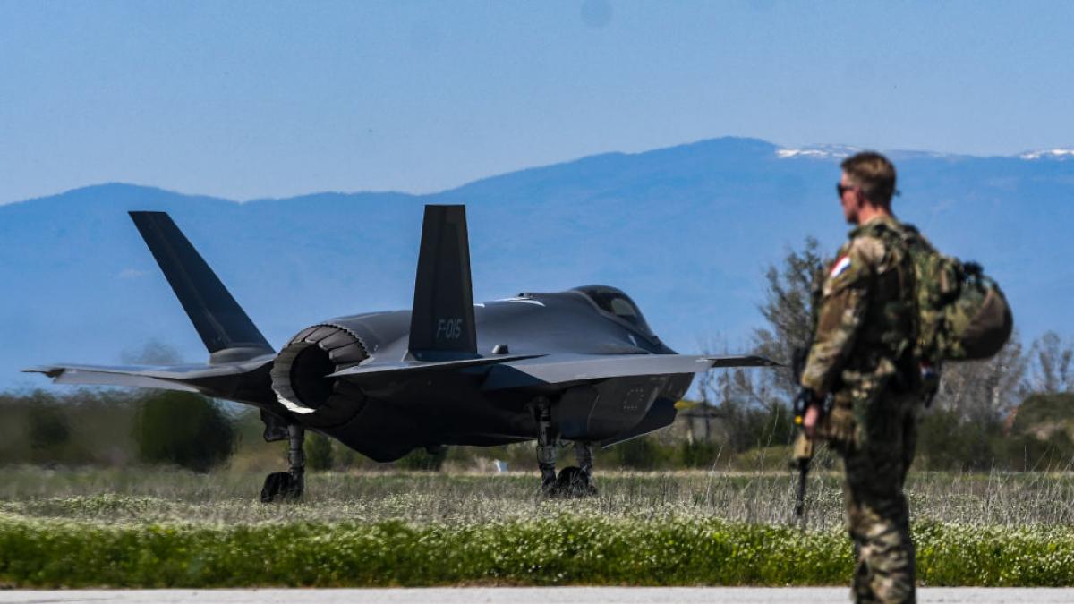 Aviones rusos pillados en el "lago de la OTAN"