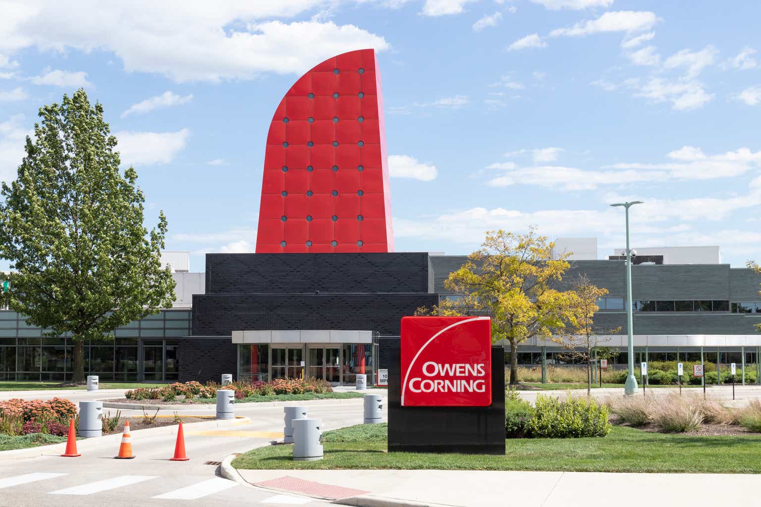 Owens Corning: Steady Post The Masonite Deal (NYSE:OC)