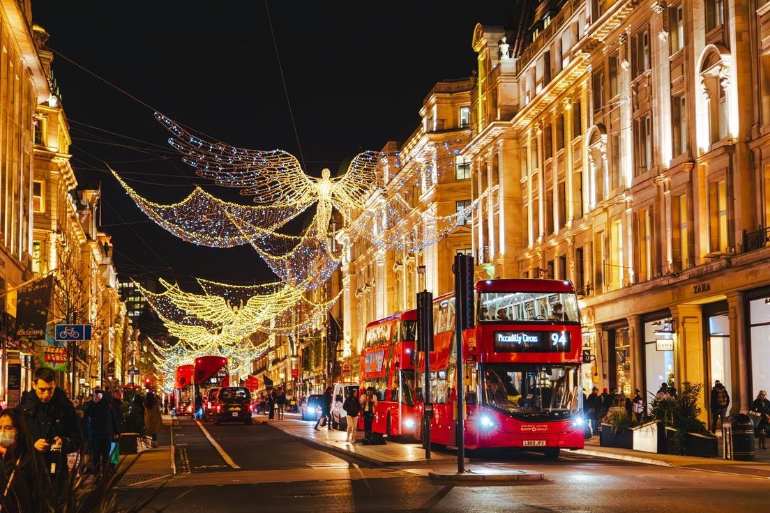 These Are The Most Popular Christmas Destinations For American Travelers, According To New Survey