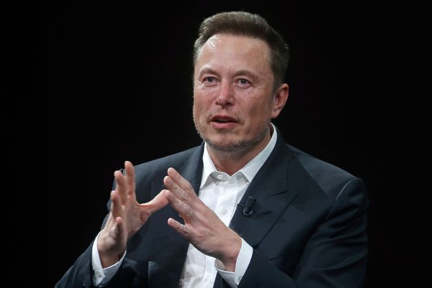 Elon Musk would like to buy Liverpool, says his father