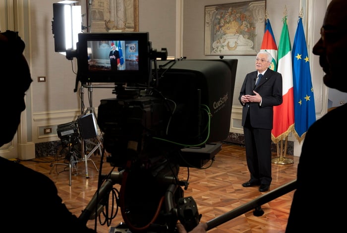 Guarantee adequate services throughout country - Mattarella